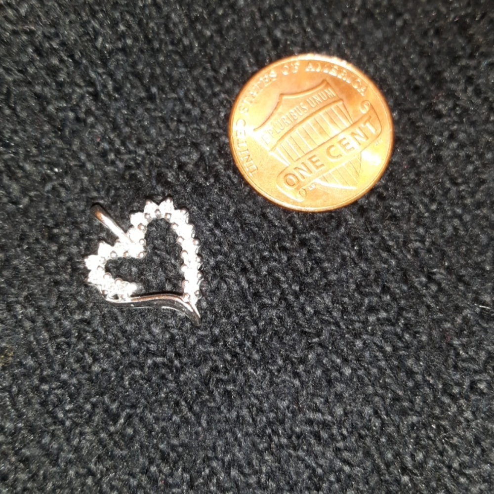 Pendant - Picture 2 of 6